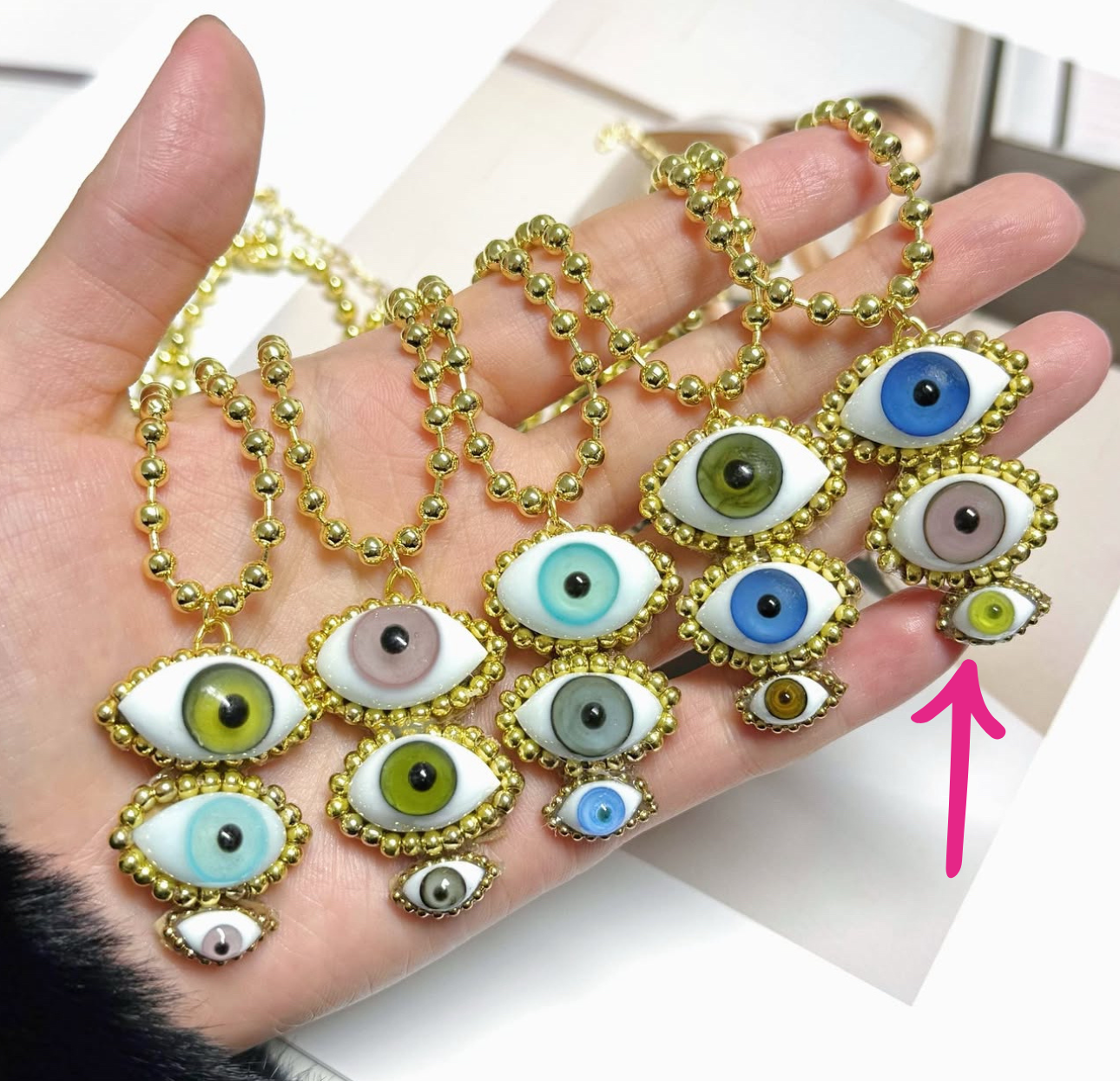 Collar ojo triple de cristal