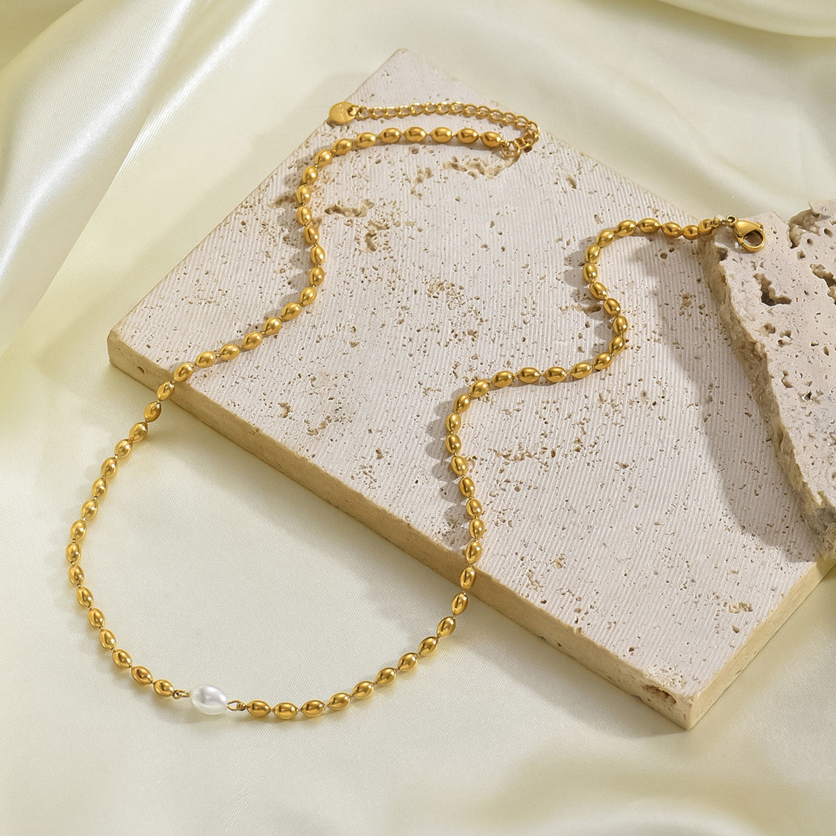 Collar arroz con perla