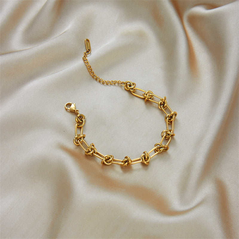Pulsera eslabón con nudo