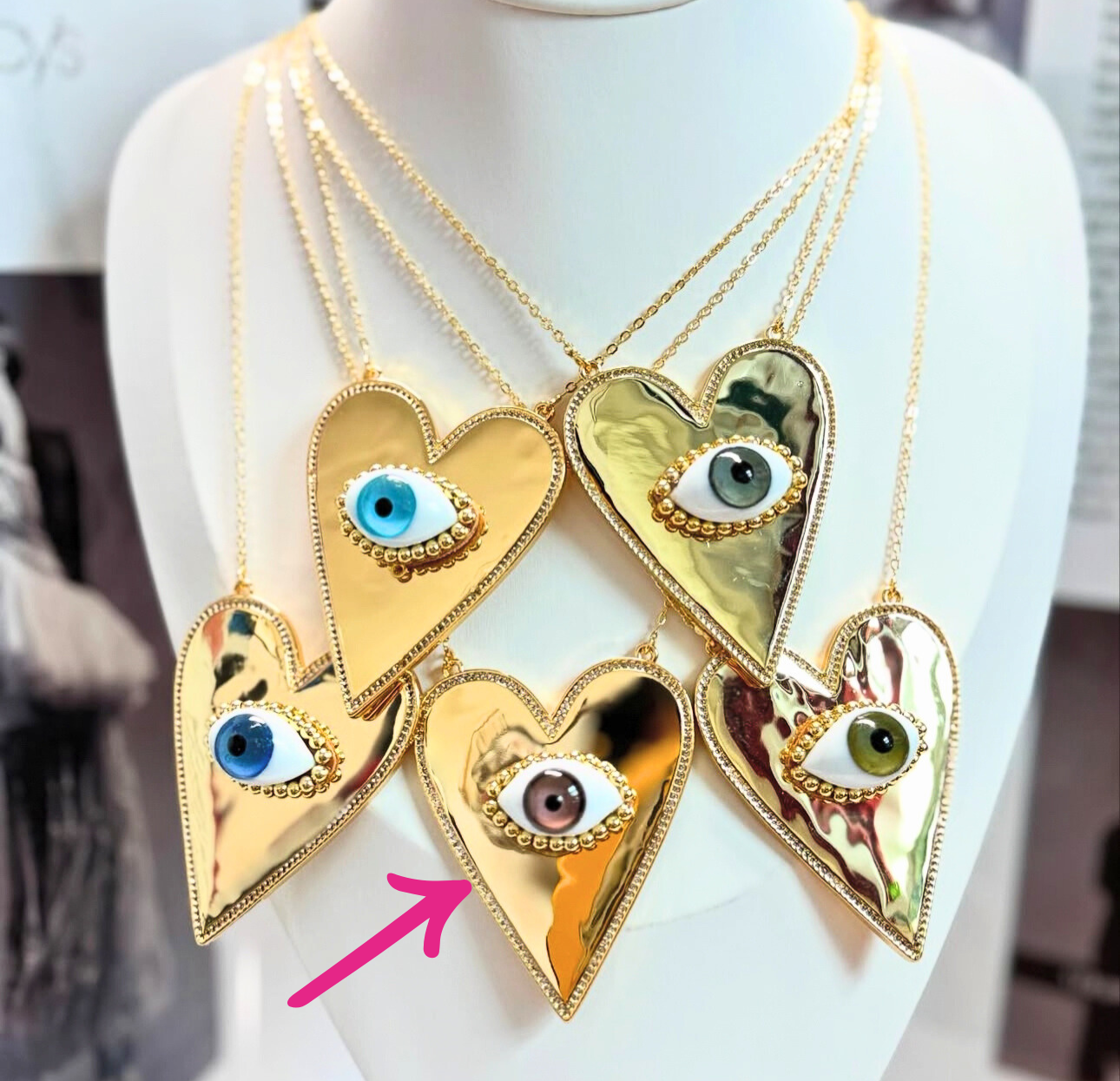 Collar corazón chuncky con ojo de cristal