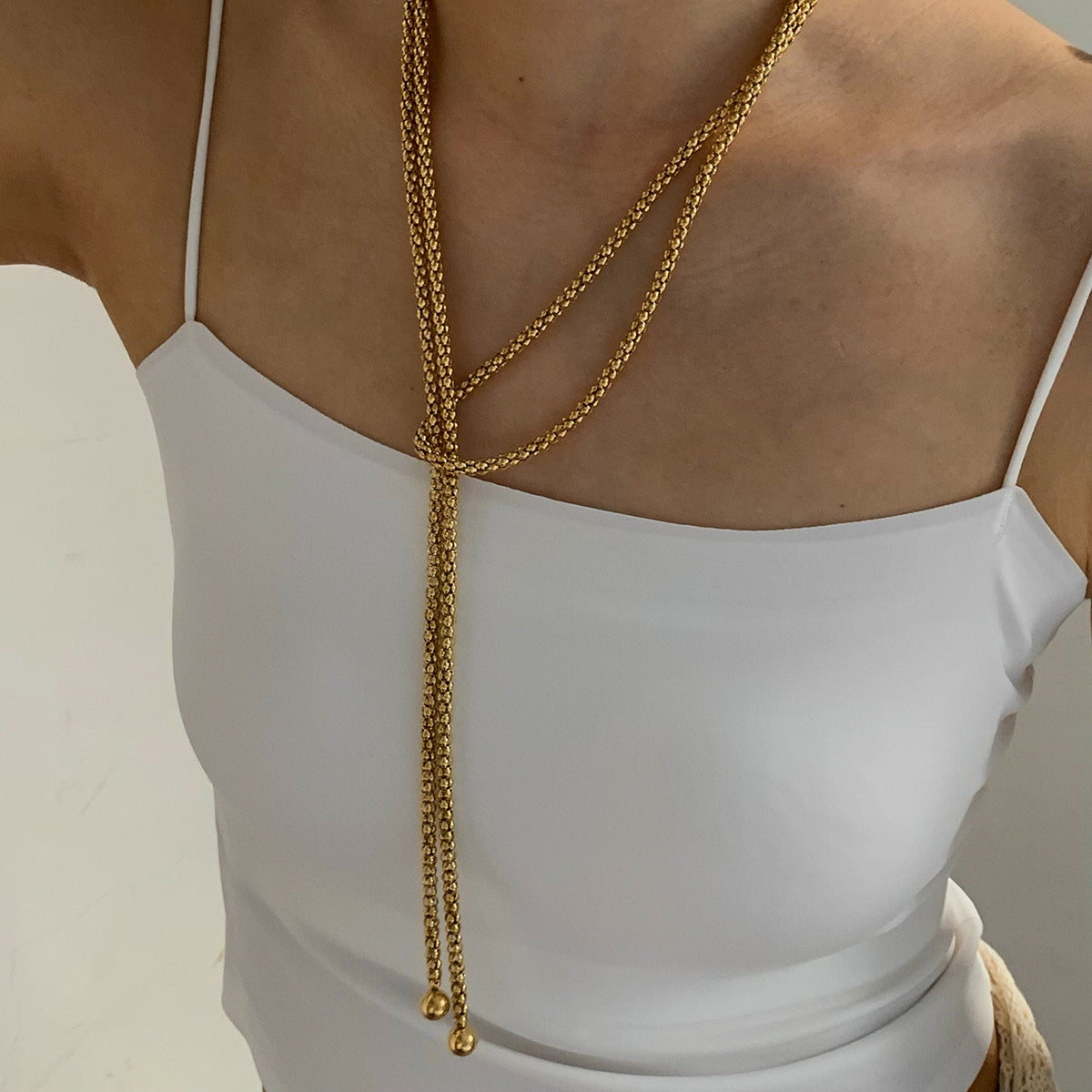 Collar súper largo de moda
