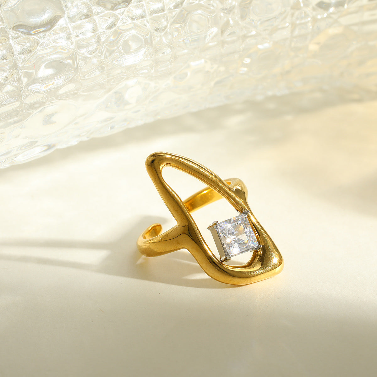 Anillo alargado