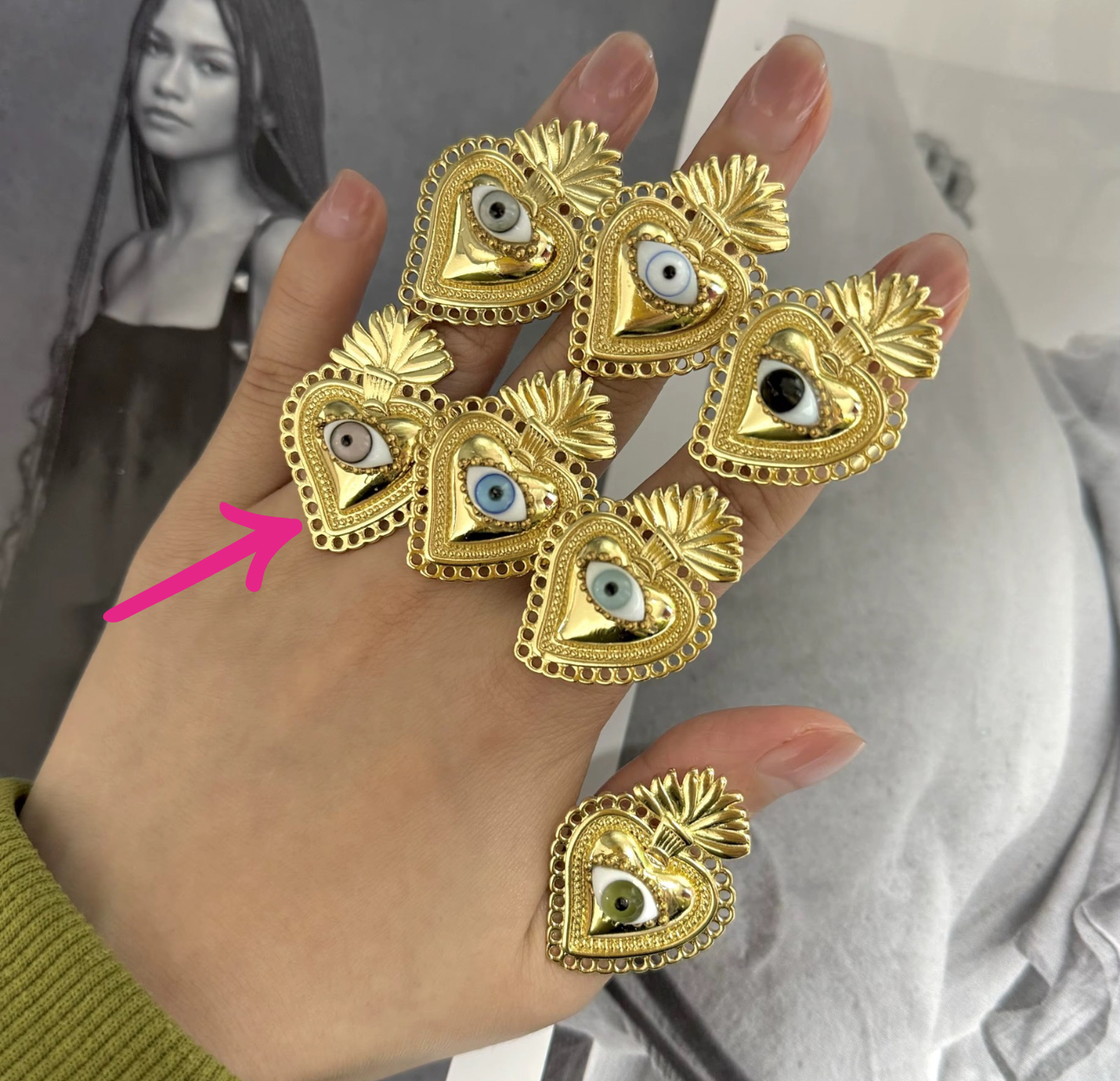 Anillo corazón sagrado ojo cristal