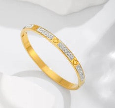 Brazalete brillos trébol