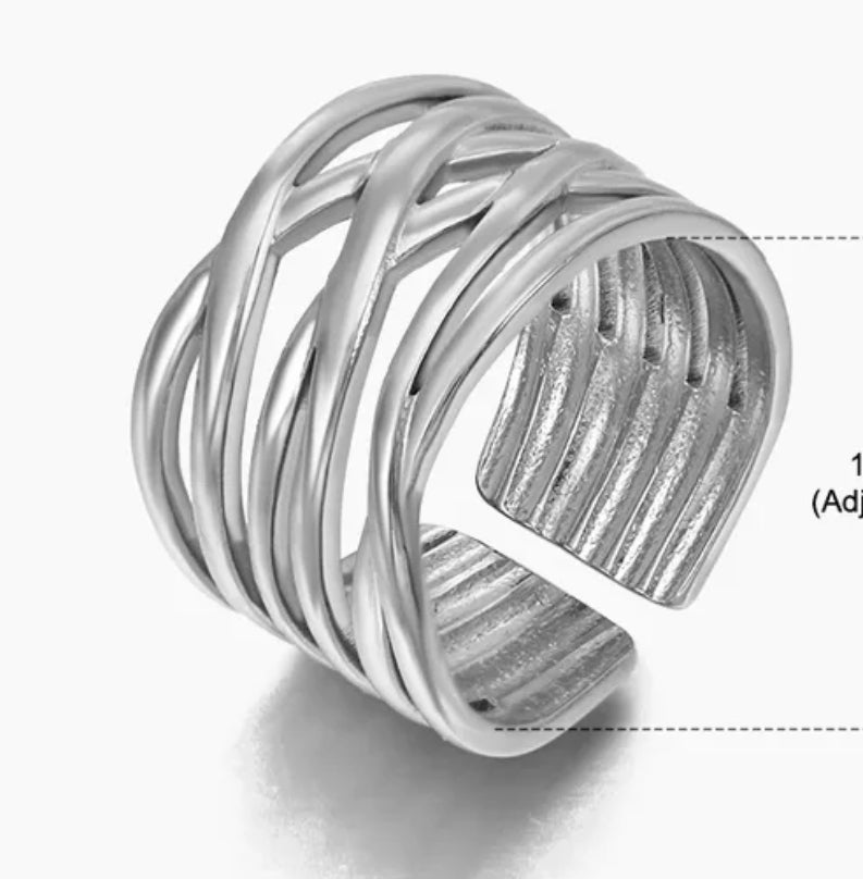 Anillo líneas encontradas plata