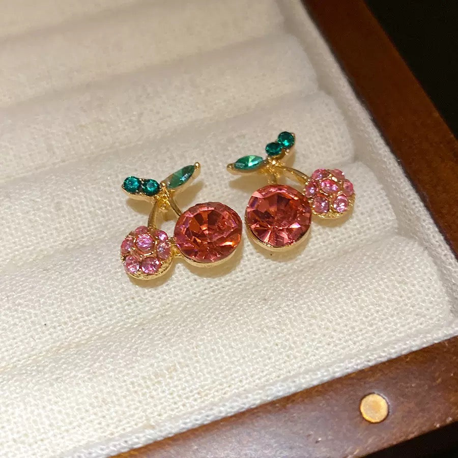 Aretes de cereza diamante