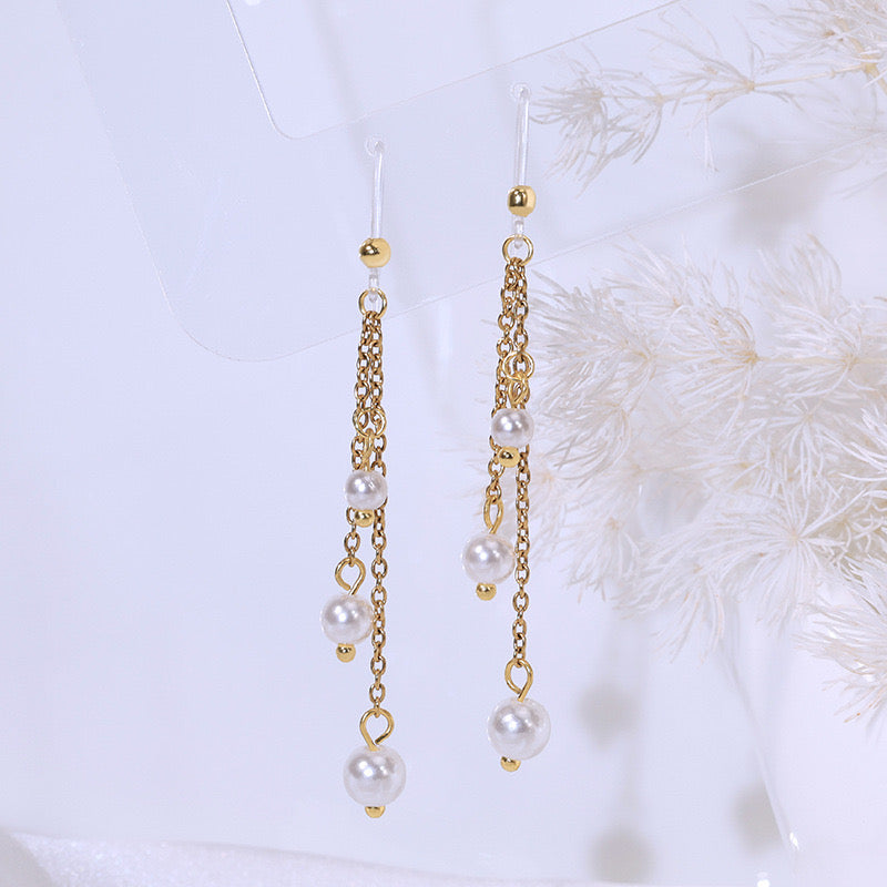 Aretes de acero con gancho de acrílico