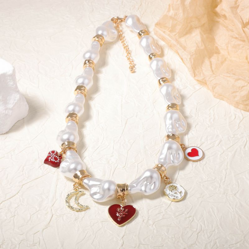 Collar perlas chuncky de corazones