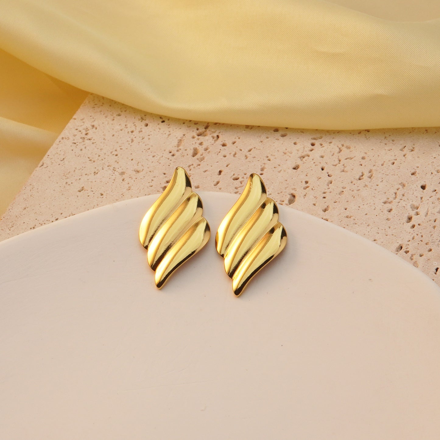 Aretes Ares delgado