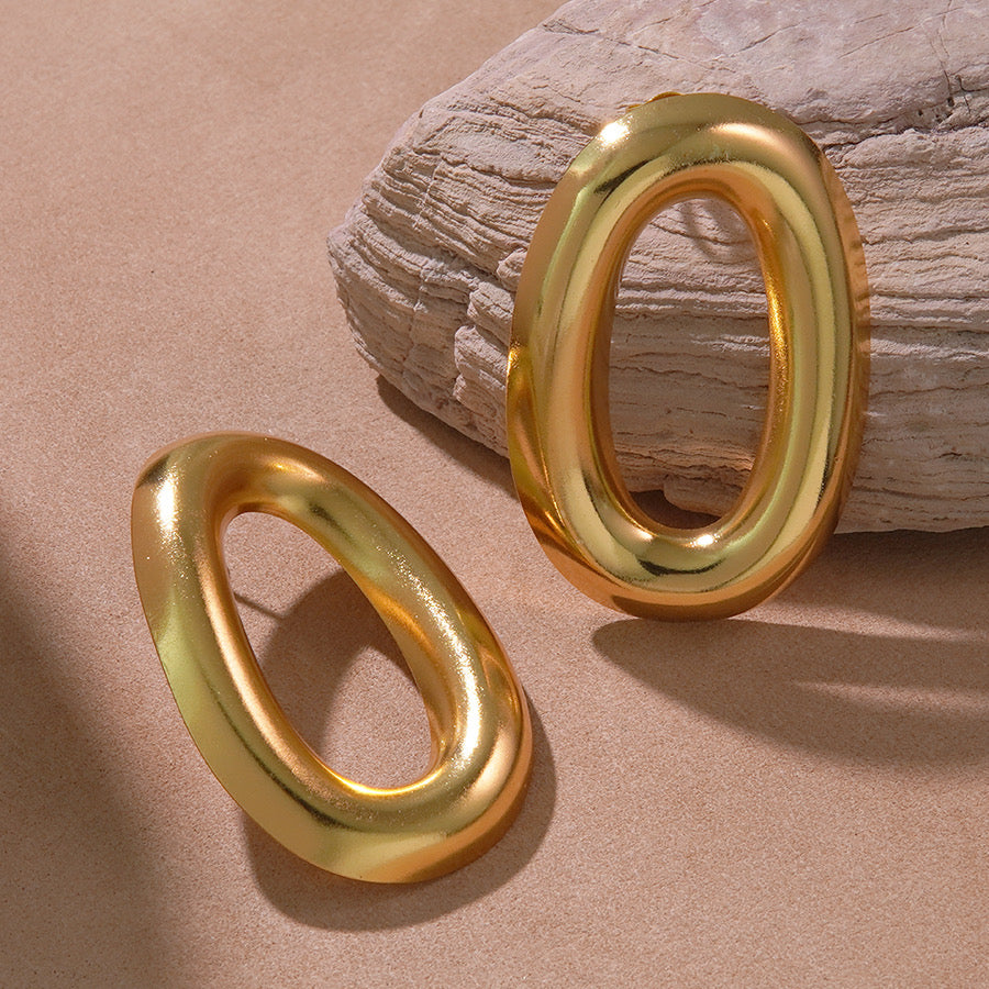 Aretes contorno oval chuncky