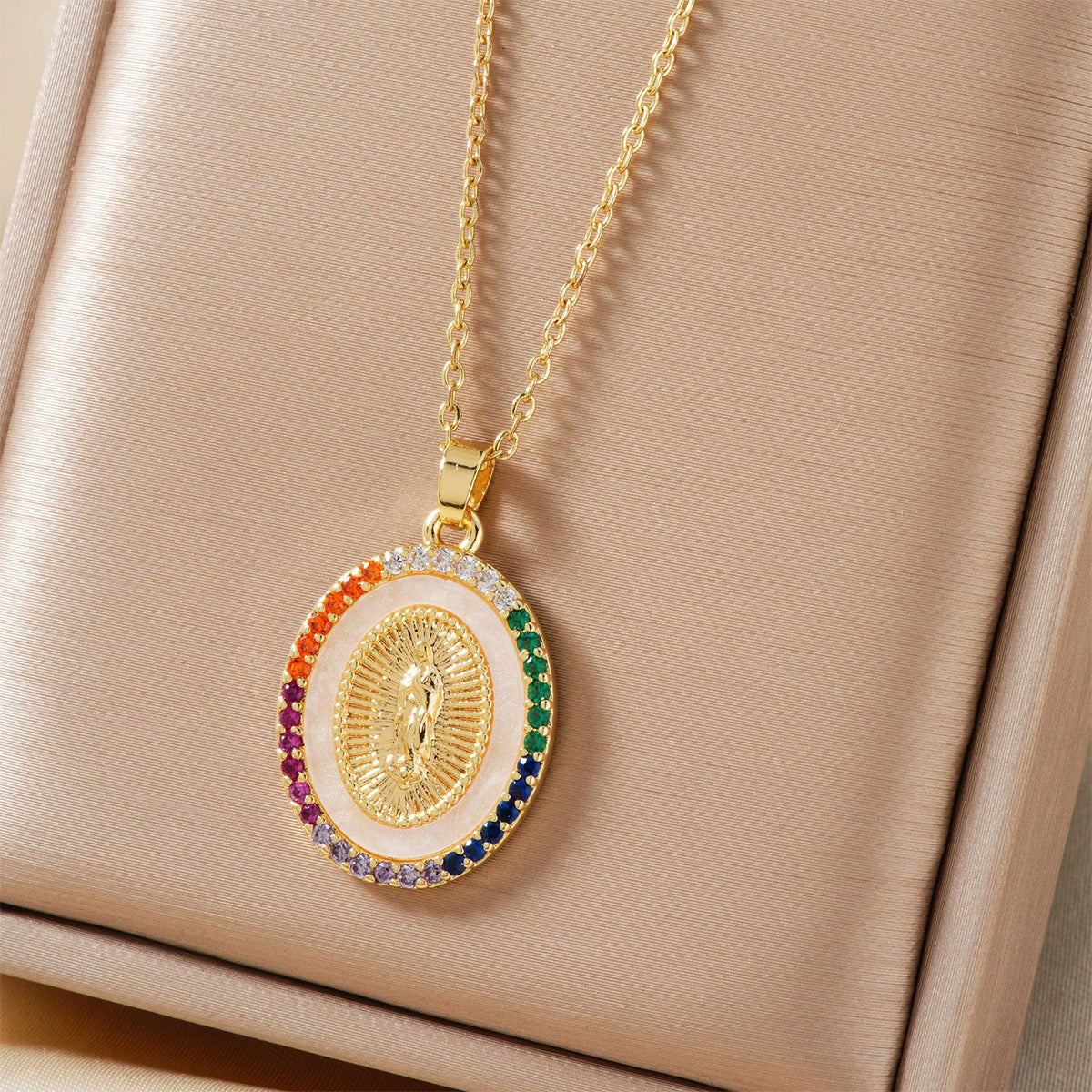 Collar María madre perla blanca y colores