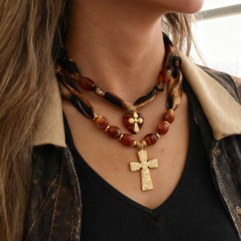 Collare cuencas cruz o corazon