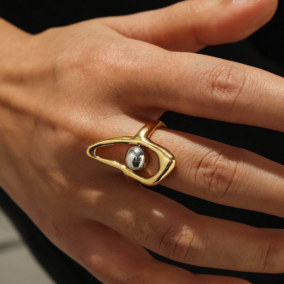 Anillo alargado