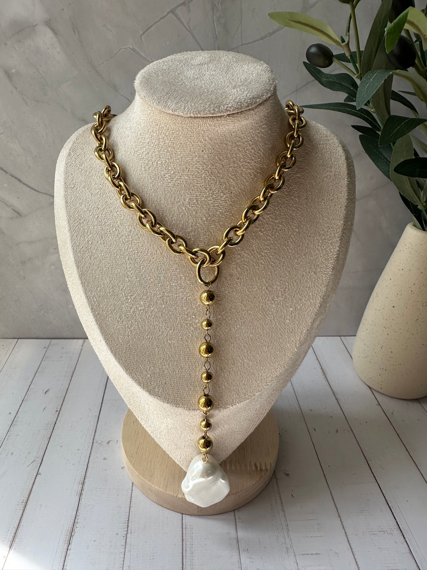Collar chuncky corbatero de perla