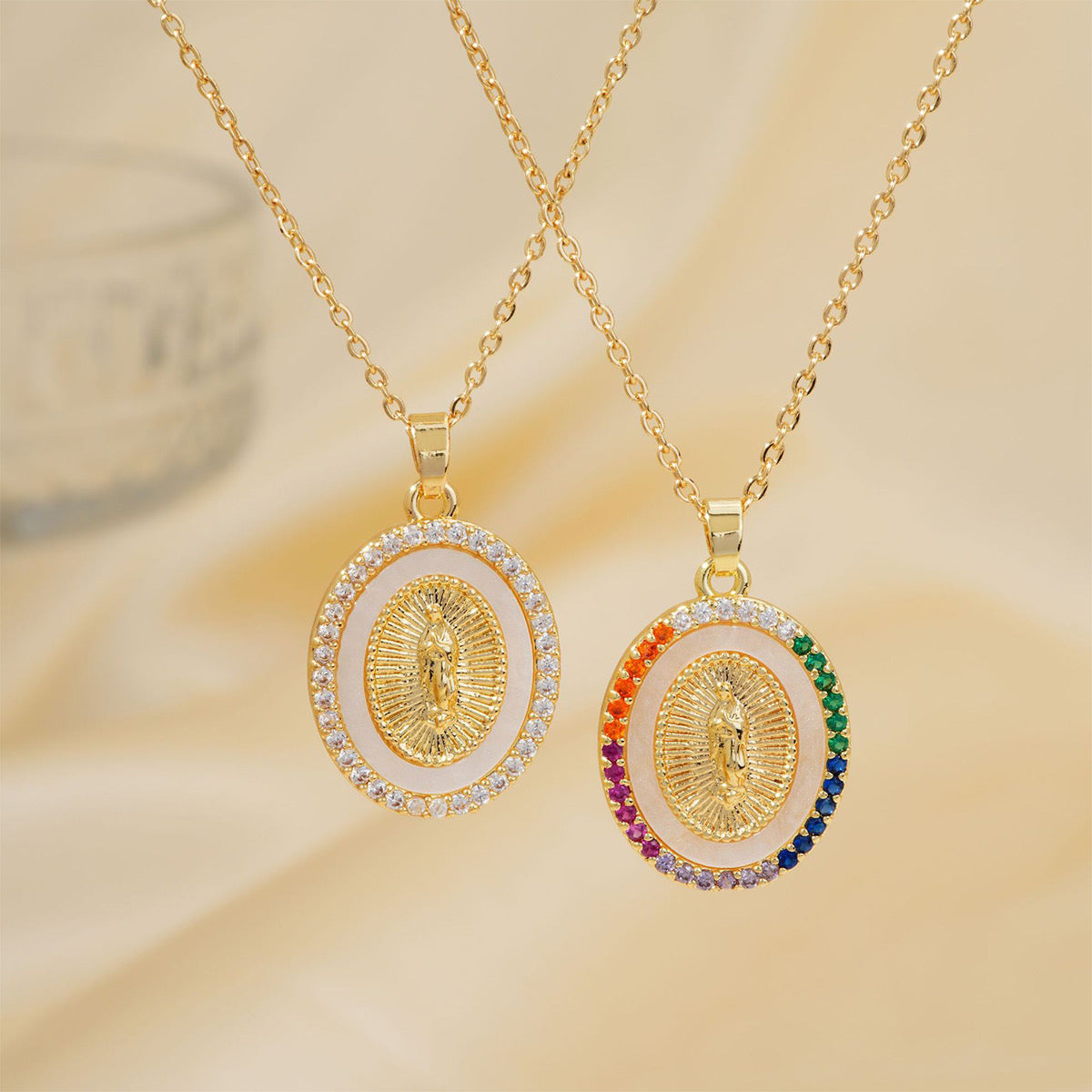 Collar María madre perla blanca y colores