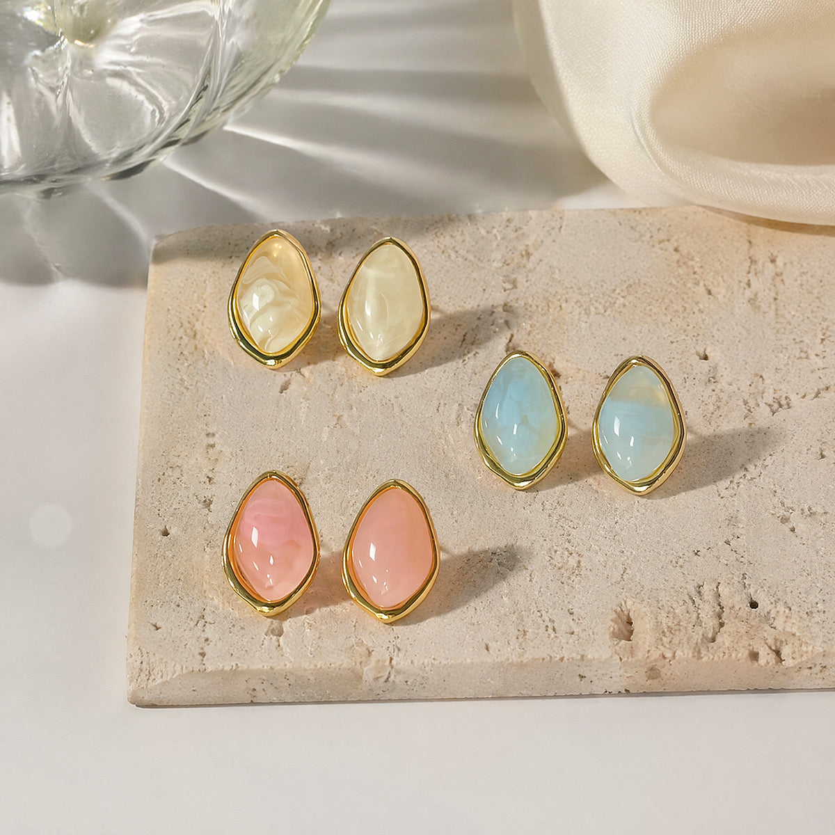 Aretes con resina en pico