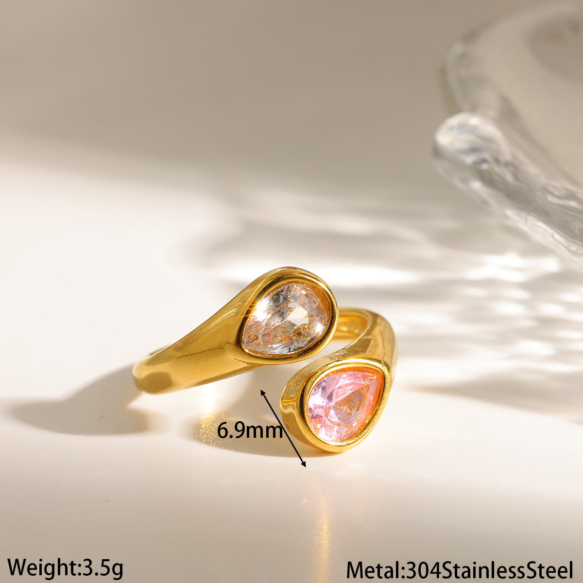 Anillo de cristales rosa