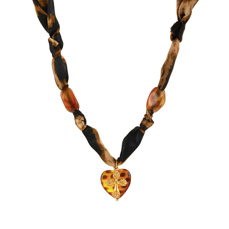 Collare cuencas cruz o corazon