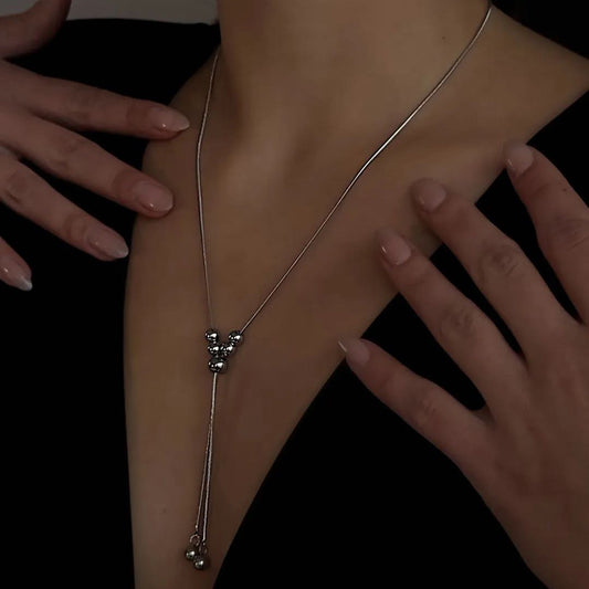 Corbatero ajustable de esferas plata