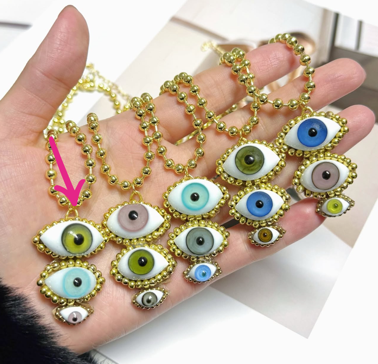 Collar ojo triple de cristal