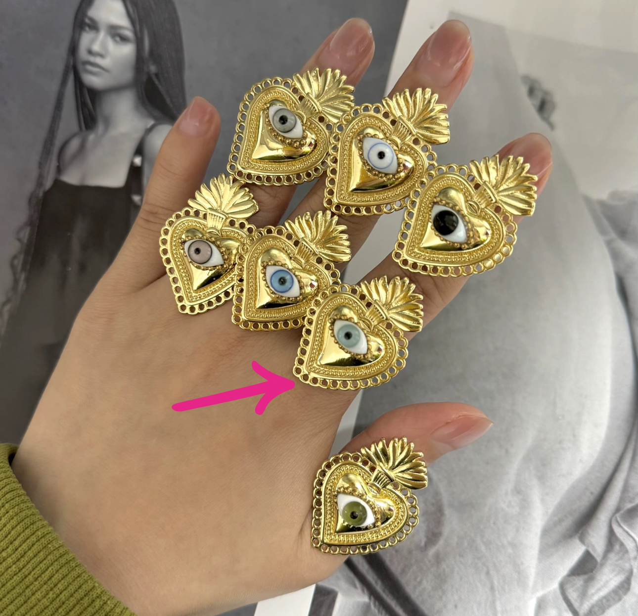 Anillo corazón sagrado ojo cristal