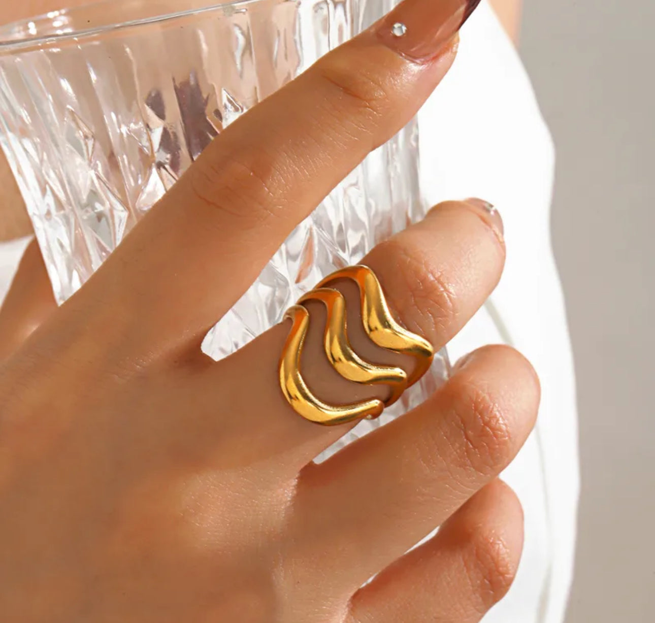 Anillo ondas semi gruesas