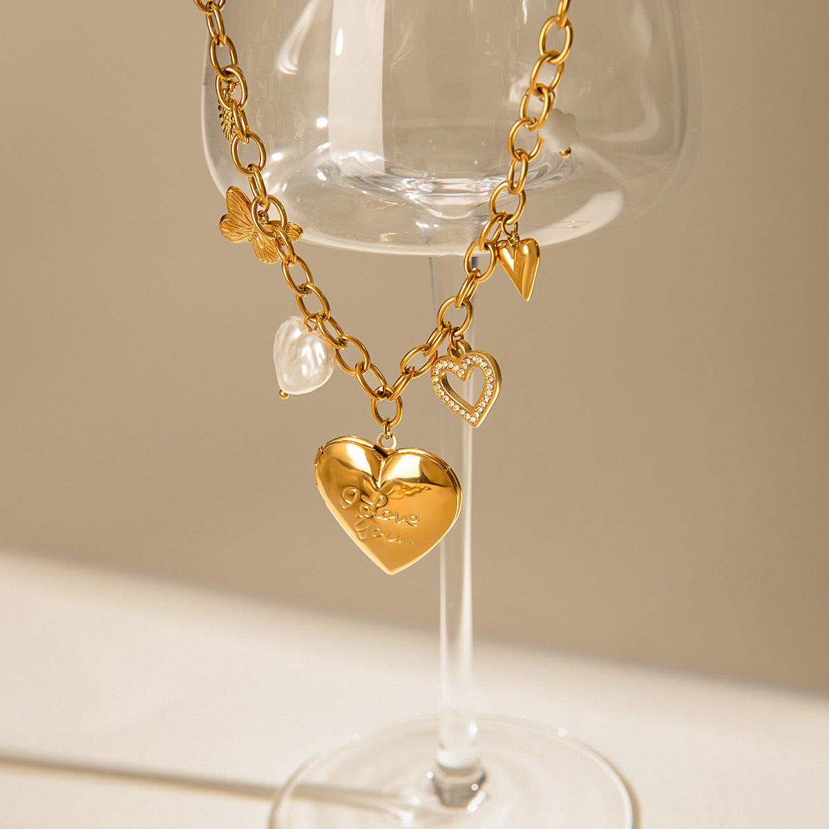 Collar Charms relicario corazón