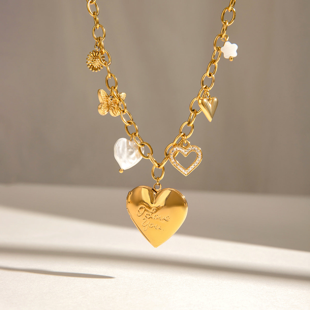 Collar Charms relicario corazón