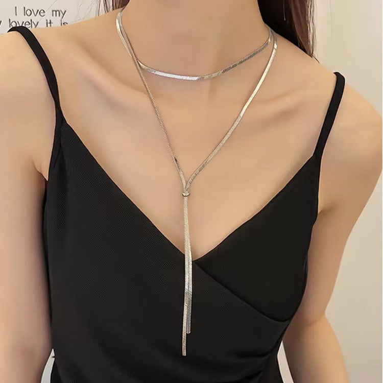 Collar de moda planchado súper largo plata