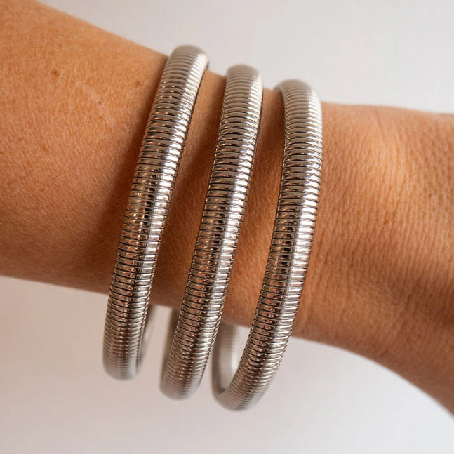 Pulsera gusano plata 8mm