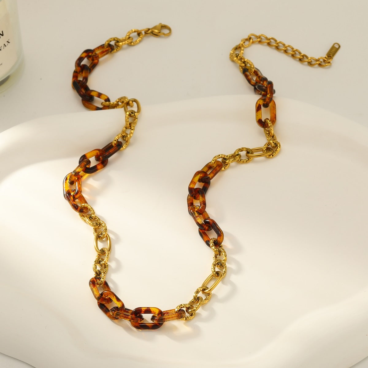 Collar eslabón carey