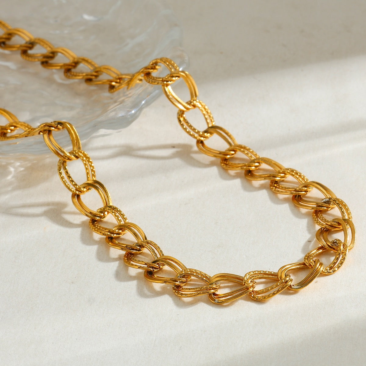 Collar eslabón tupido