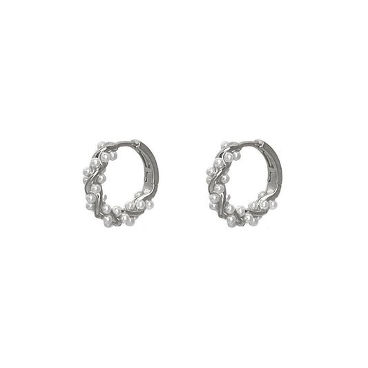 Huggies perlitas enlazada plata