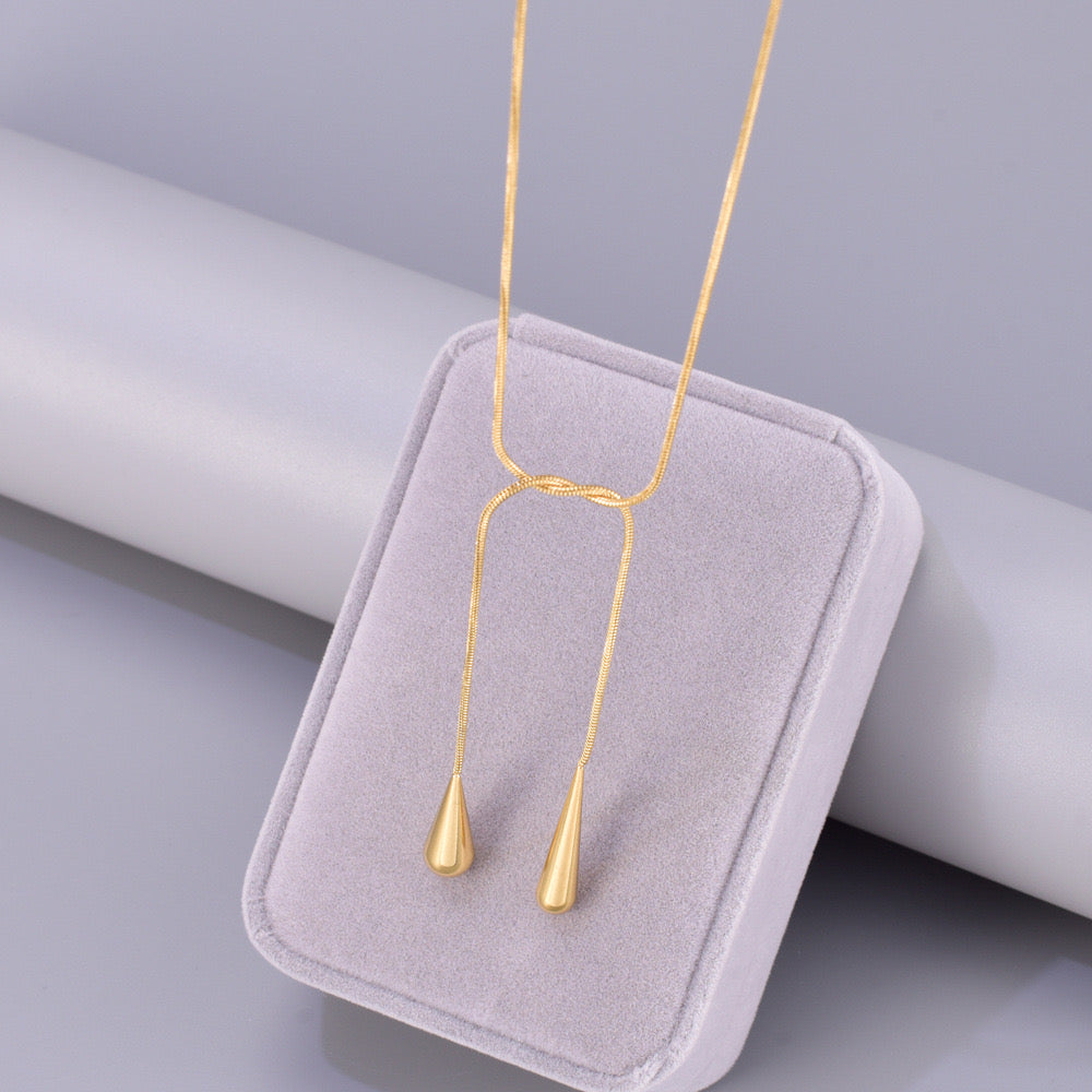 Corbatero amarrado gota