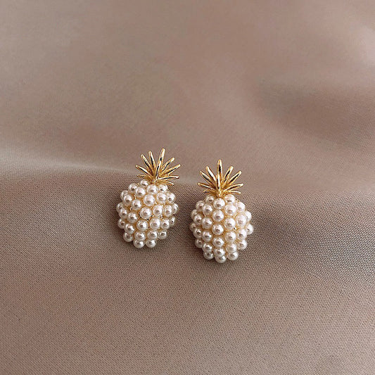 Aretes piñita con perlas