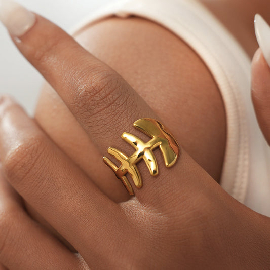 Anillo esqueleto de pez