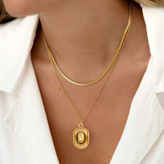 Collar doble sombrero