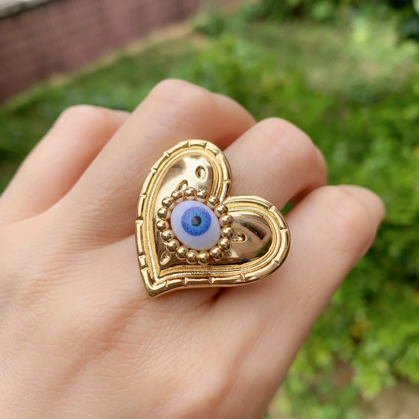 Anillo sagrado ojo acrílico