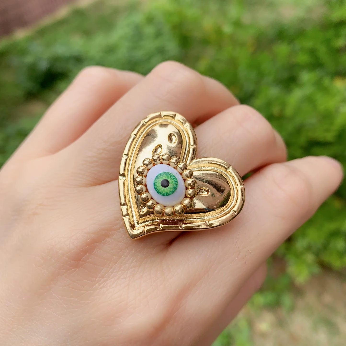 Anillo sagrado ojo acrílico