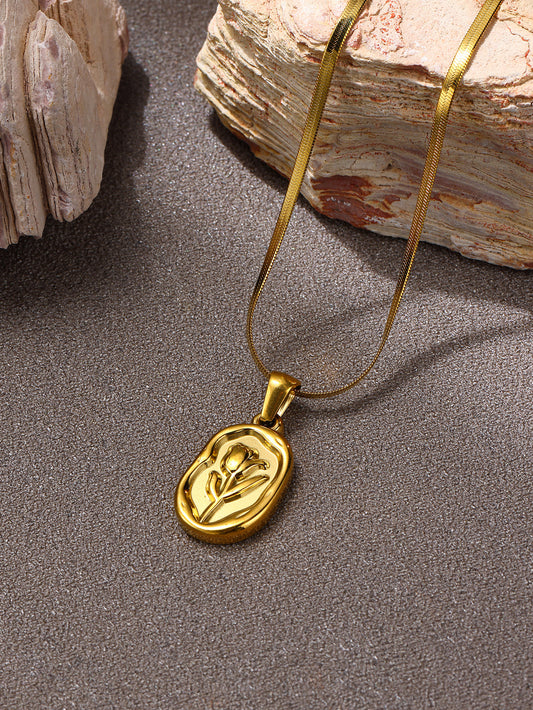 Collar planchado dije rosa